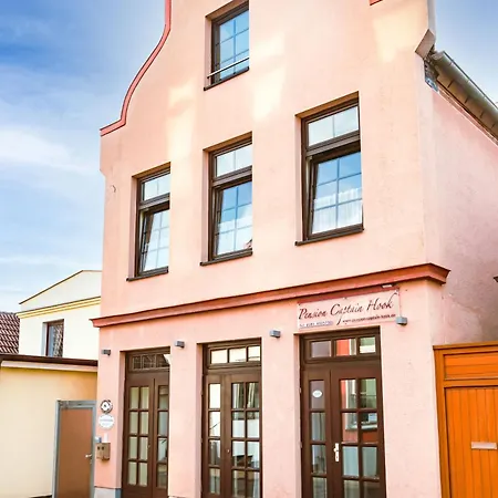 Apartmenthaus Captain Hook Rostock Exterior photo