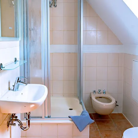 Apartmenthaus Captain Hook Rostock Exterior photo