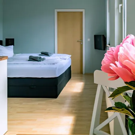 Apartmenthaus Captain Hook Rostock Exterior photo