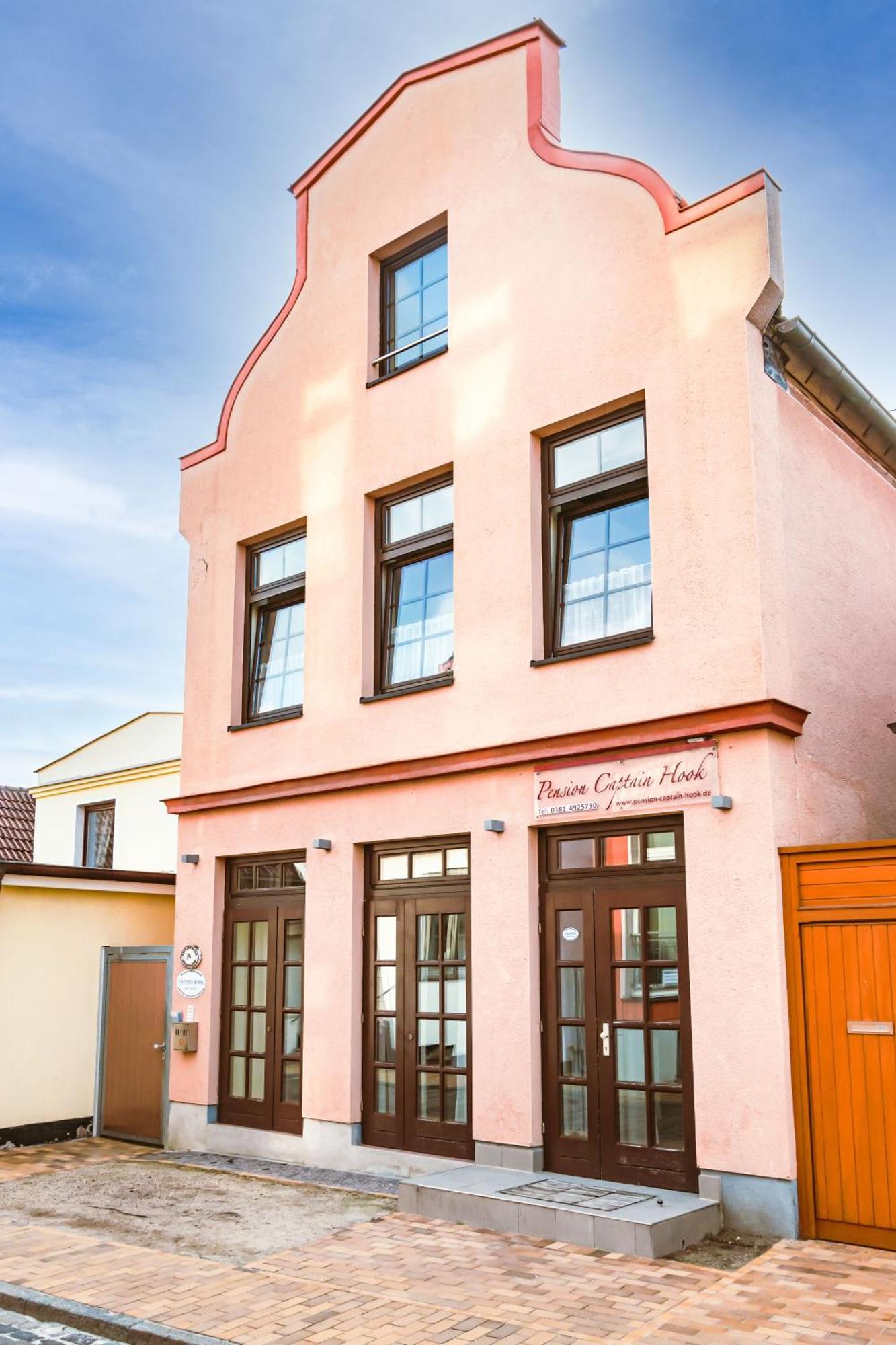 Apartmenthaus Captain Hook *